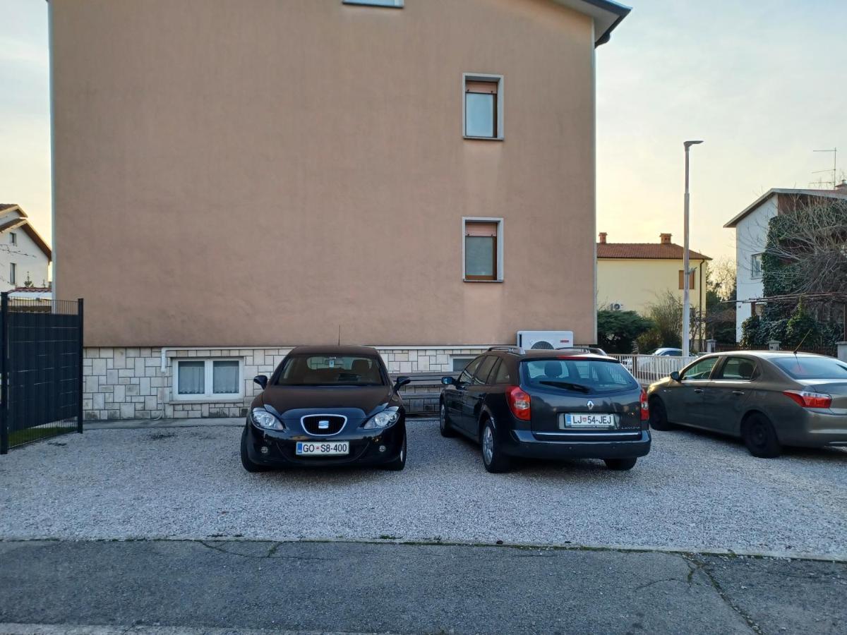 Love 2 Solkan Nova Gorica Exterior foto